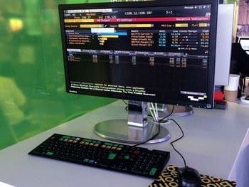 Un terminal Bloomberg : l'un des nombreux outils indisponibles pour le trader indépendant